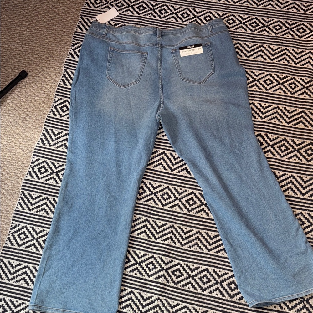 Hi Rise Flare Bootcut Jean - Picture 3 of 6